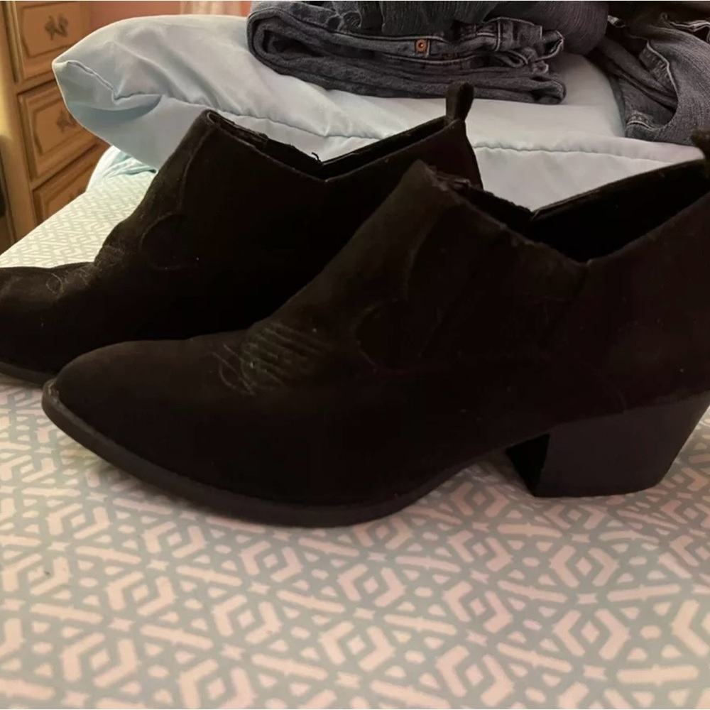 Dirty Laundry Western Ankle Boots Size 10